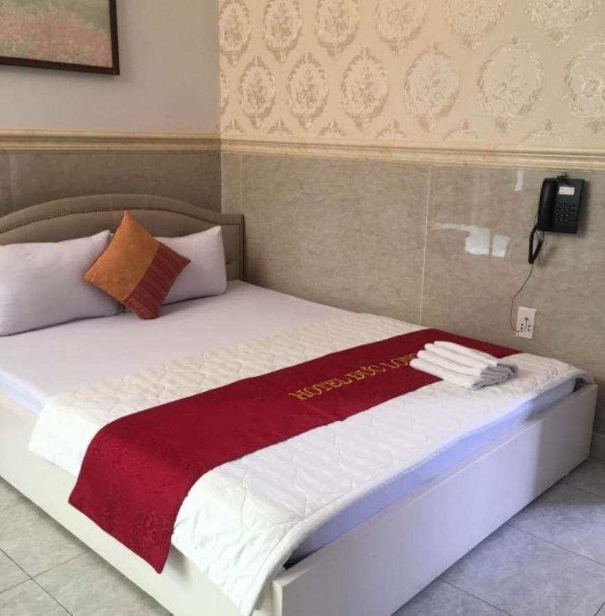 Duc Long Hotel ホーチミン市 エクステリア 写真